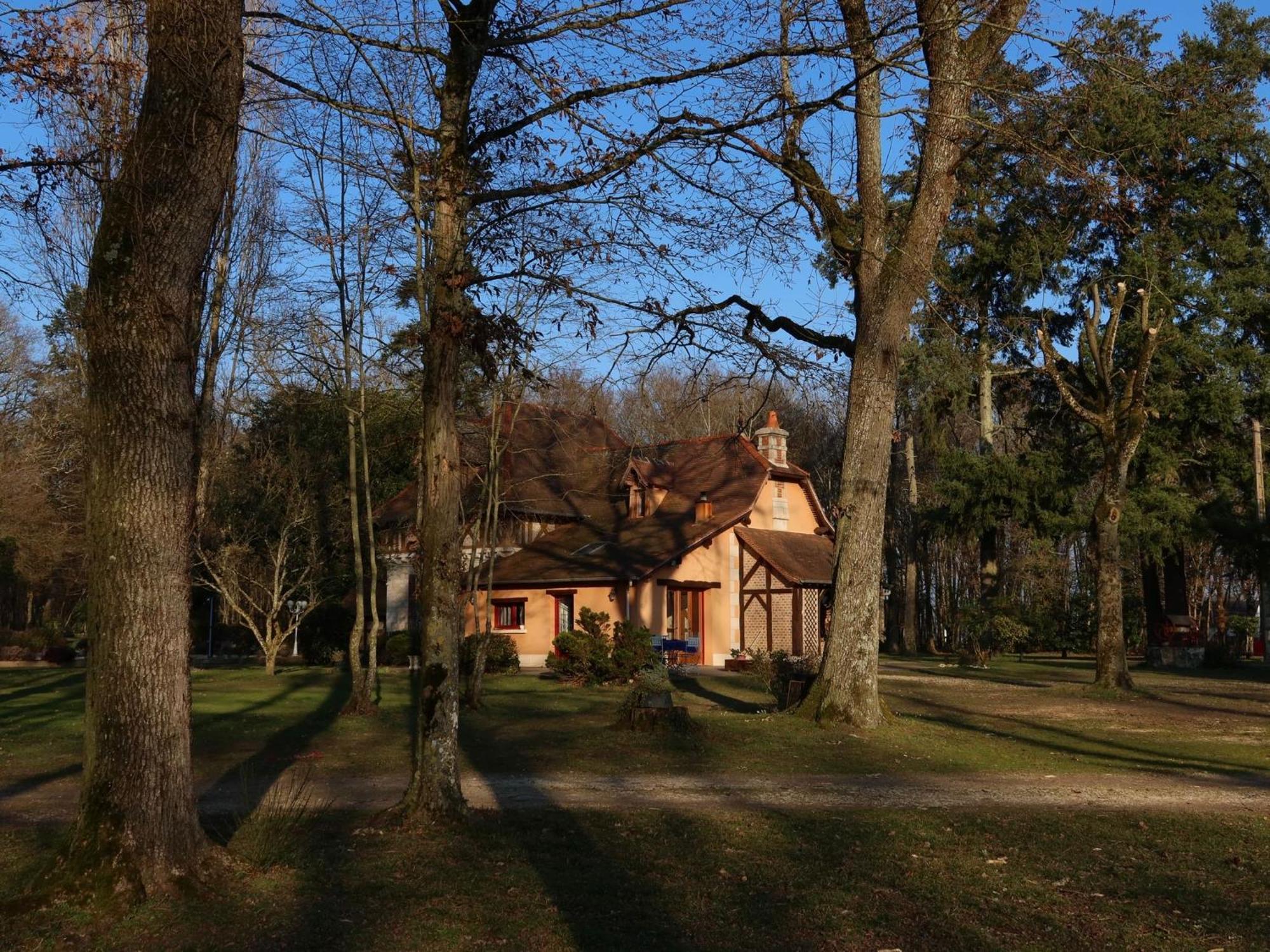 La Faisanderie Saint-Florent-sur-Cher Luaran gambar